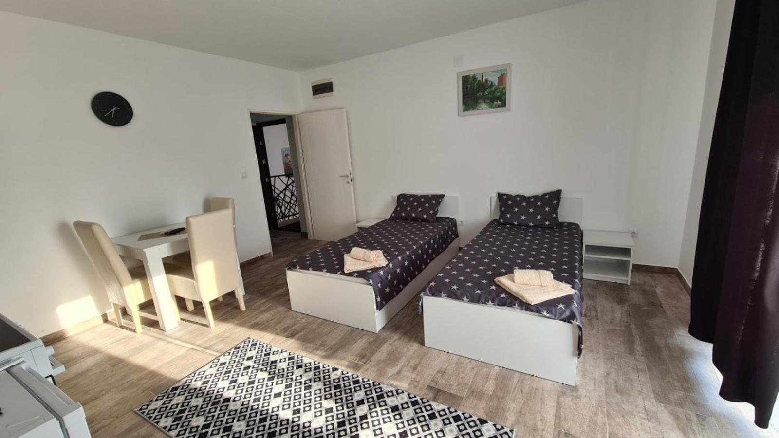Apartmani Koki คลาโดโว ภายนอก รูปภาพ