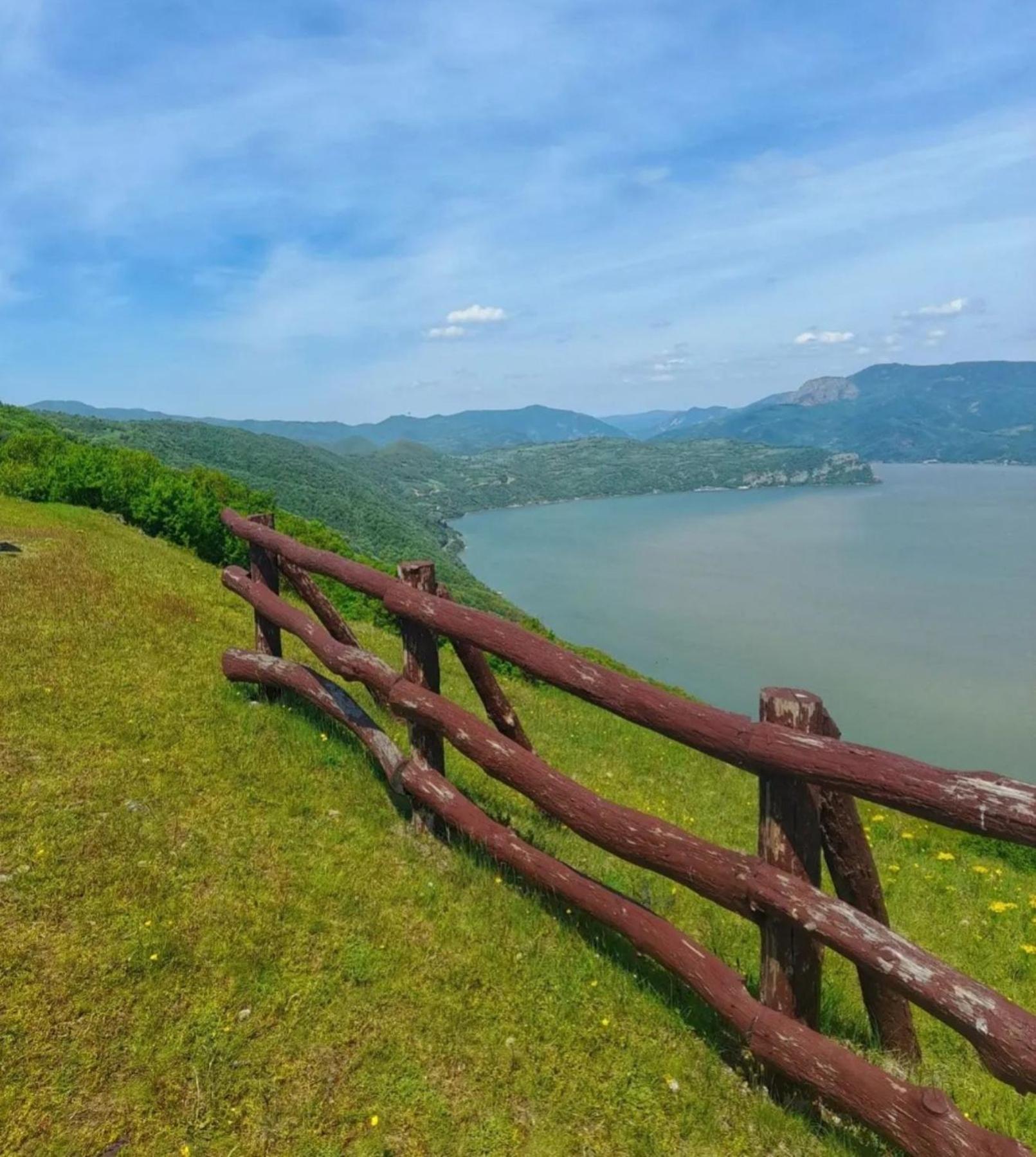 Apartmani Koki คลาโดโว ภายนอก รูปภาพ